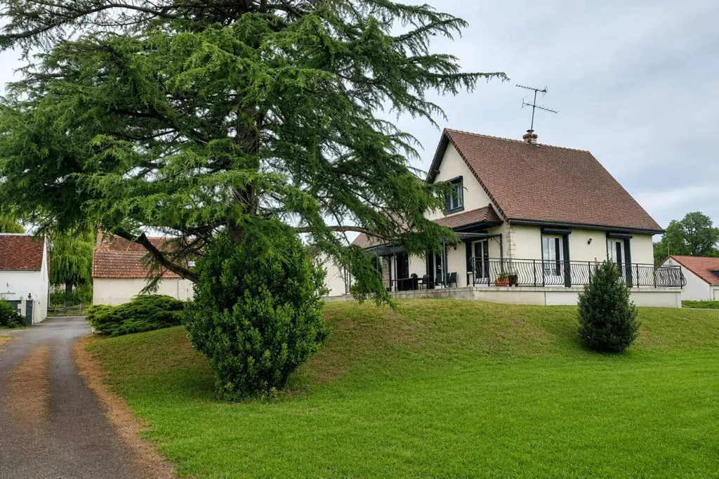 Välivaade - Family House with Garden in Selles-sur-Cher