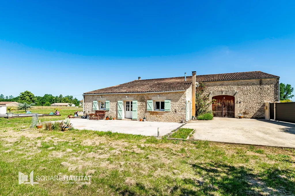 Extérieur - Maison en Pierre avec Piscine à Cartelègue
