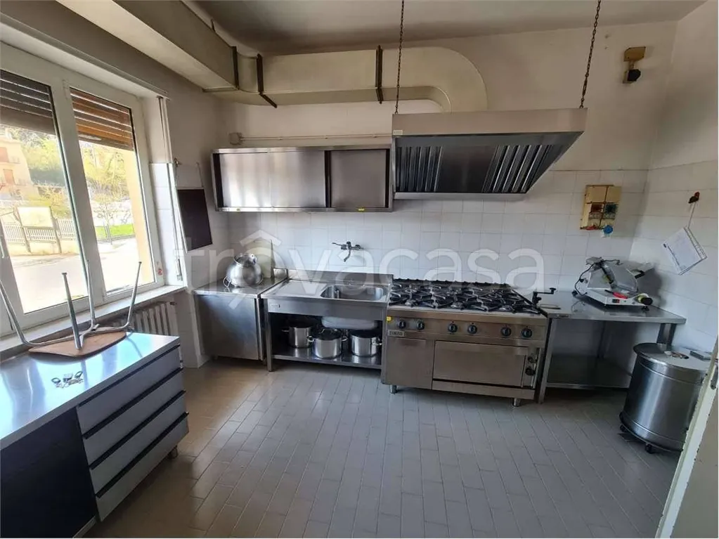 Cuisine - Rustic Farmhouse with Pool in Paroldo