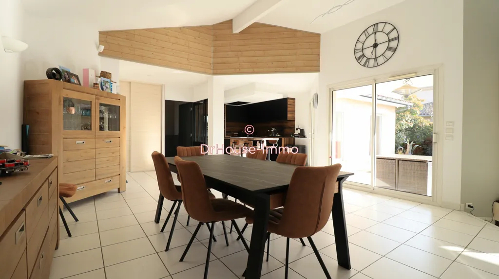 Söögituba - Single-Storey Villa with Pool in Libourne