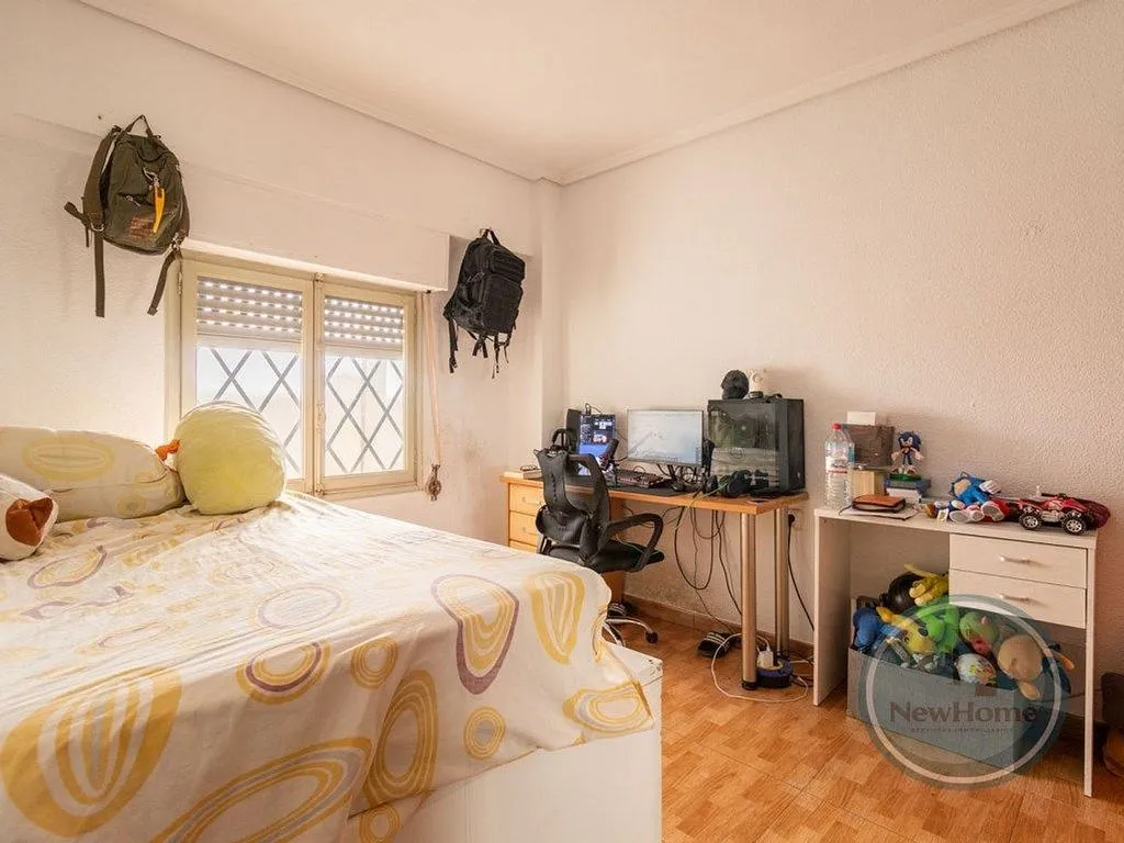 Magamistoad - Apartment with Balcony in Carrús Est