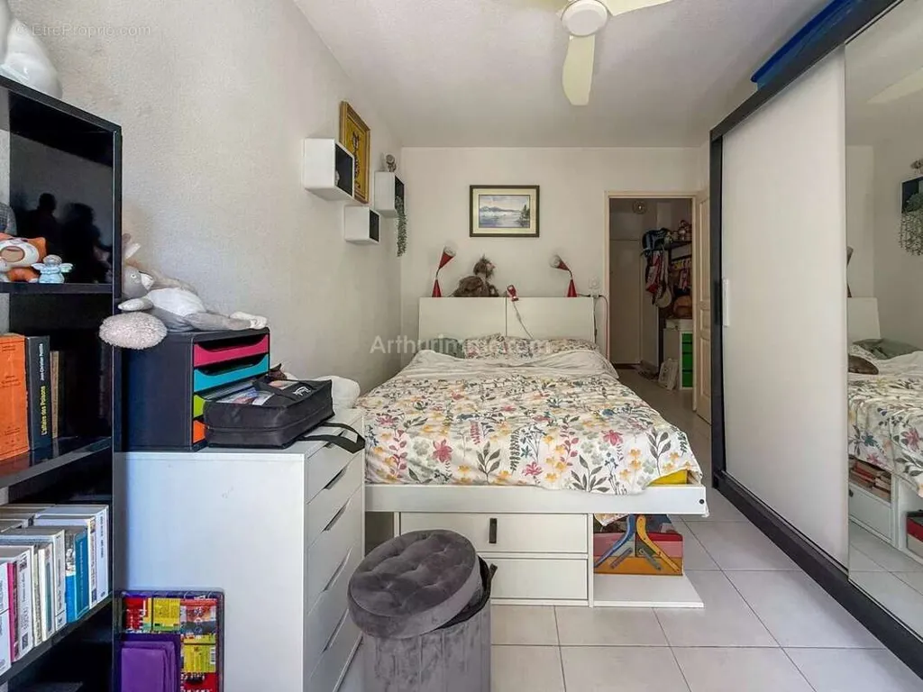 Magamistoad - 2-Bed Flat with South-Facing Garden in Draguignan