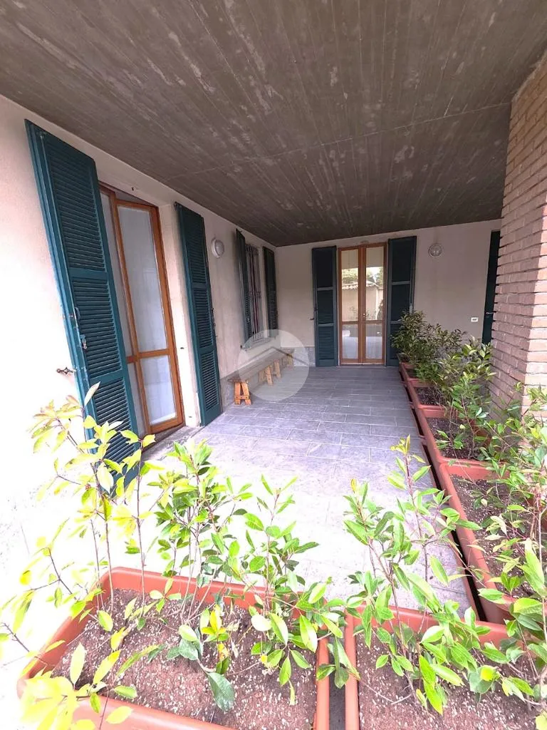 Terrazza - Two-Bedroom Apartment with Private Portico in Vimercate