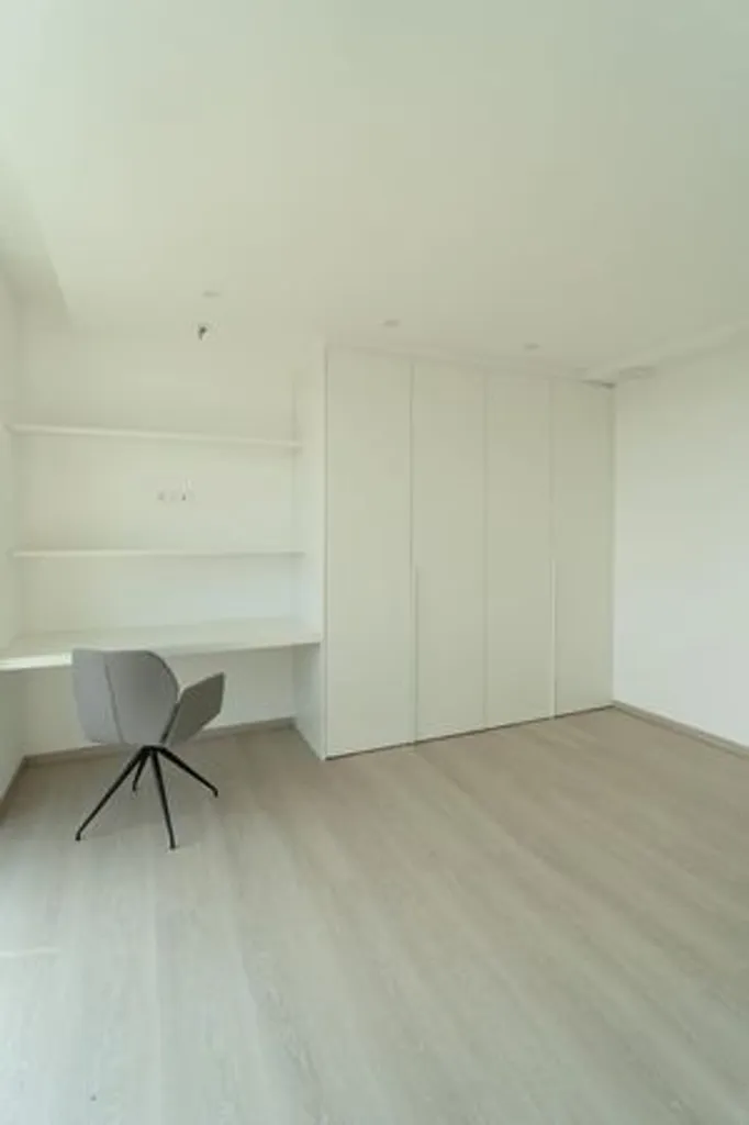 Kabinet - New Apartment with Panoramic View in Esneux