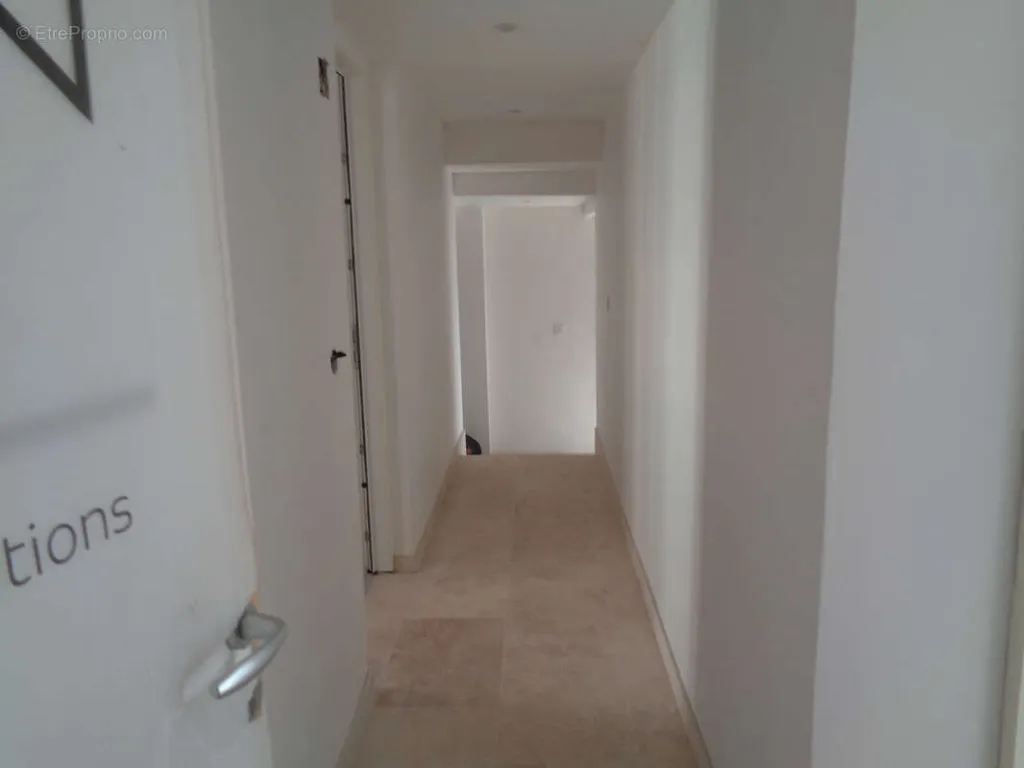 Ingresso - Studio with Mezzanine near Nîmes Station