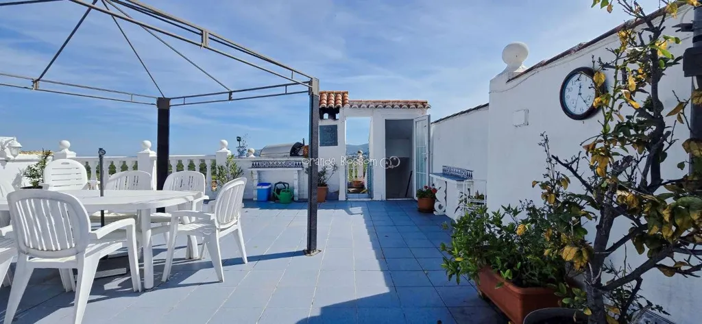 Terrazza - Charming Townhouse with Sun Lounge in Ador