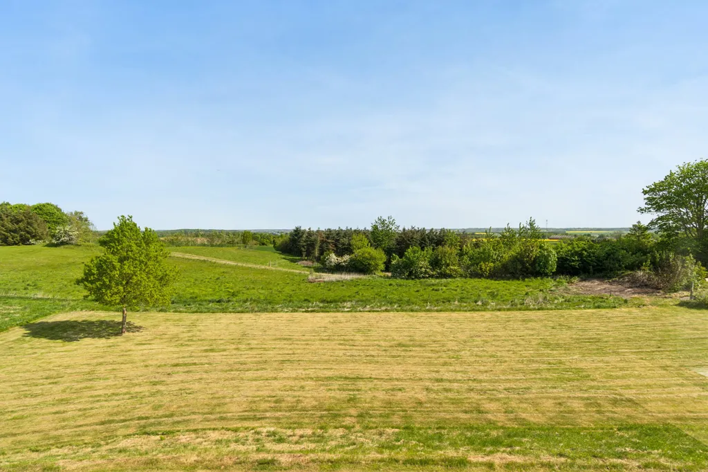 Aed - Distinctive House with Pool in Mellerup