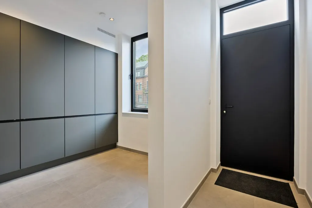Esik - Renovated House with South-Facing Garden in Kessel-Lo