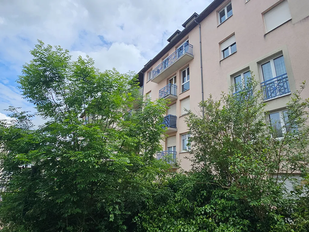 Exterior - Bright T2 with Green Terrace in Rodez
