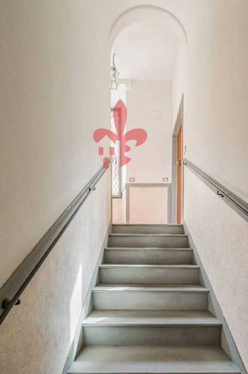 Pièces - Luxury Apartment with Terrace in Florence