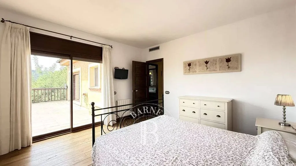 Chambres - Luxury Sea-View House in Argentona