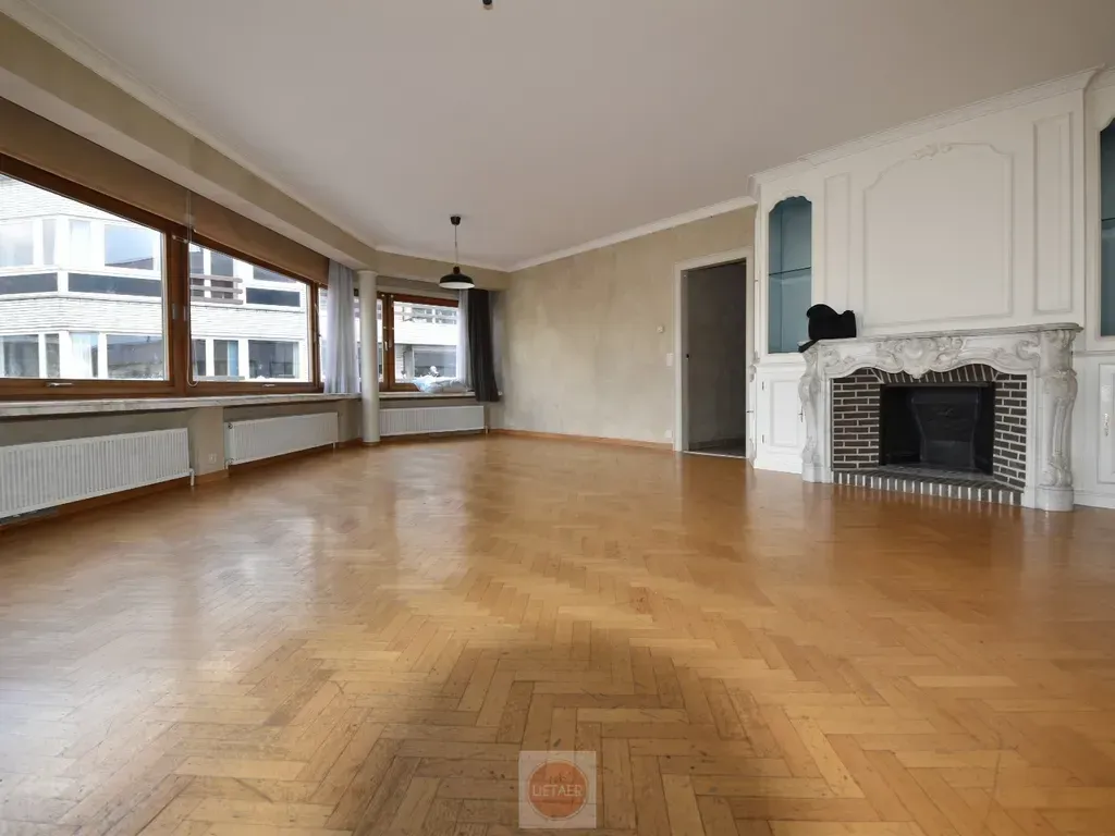Elutuba - Apartment with Market View in Menen