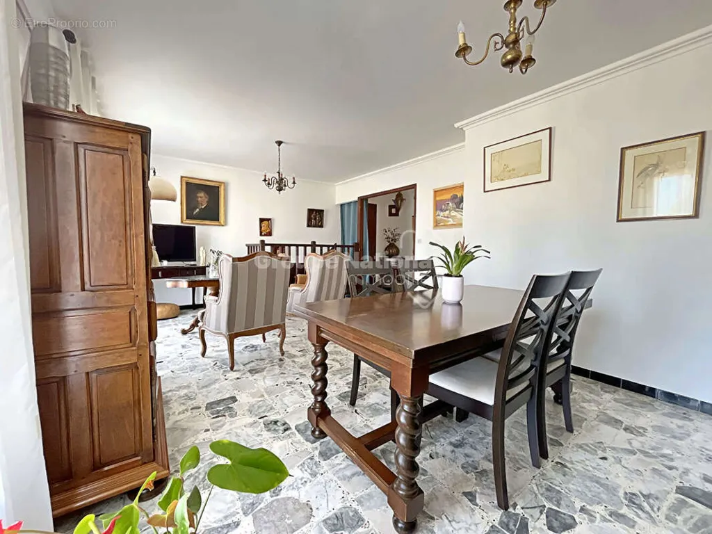 Sala da pranzo - Modular Family House with Garden in Raphèle-les-Arles