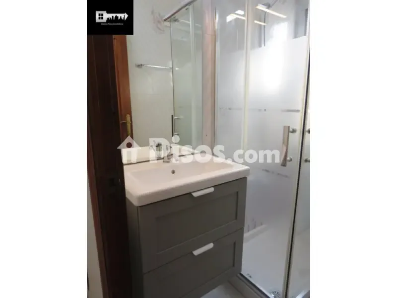 Salles de bain - Furnished Flat with Balcony in Benalúa