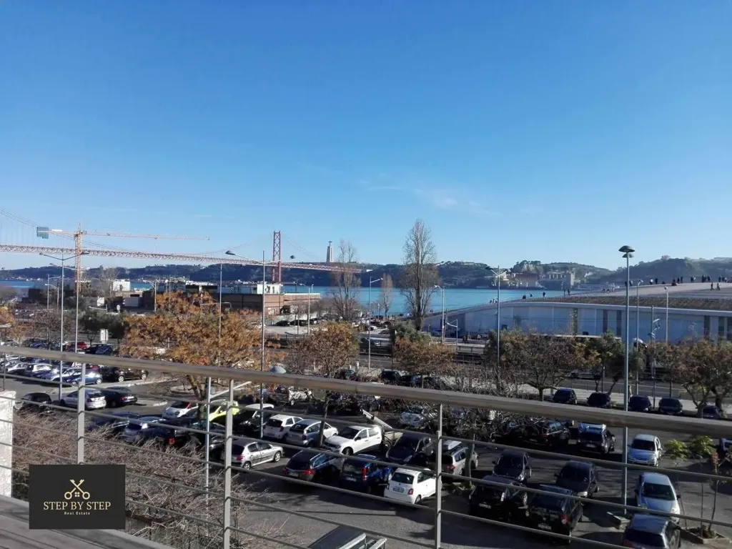 Rõdu - Luxury Apartment with Pool in Lisbon