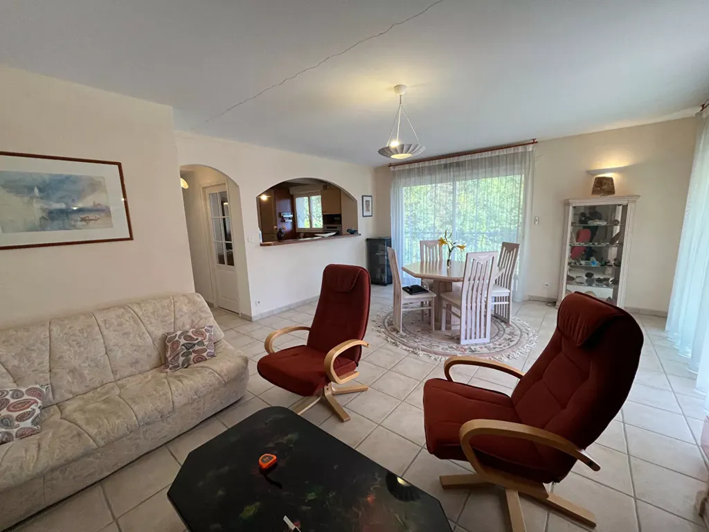 Séjour - Appartement 4 Pièces avec Terrasse à GAP