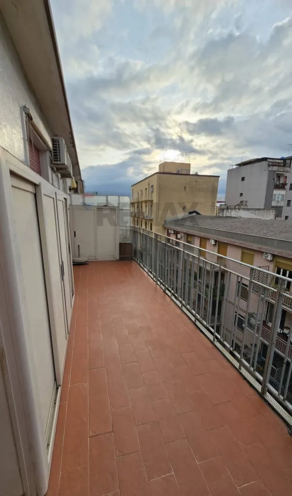 Balcon - Apartment with Balcony in Catania Centre