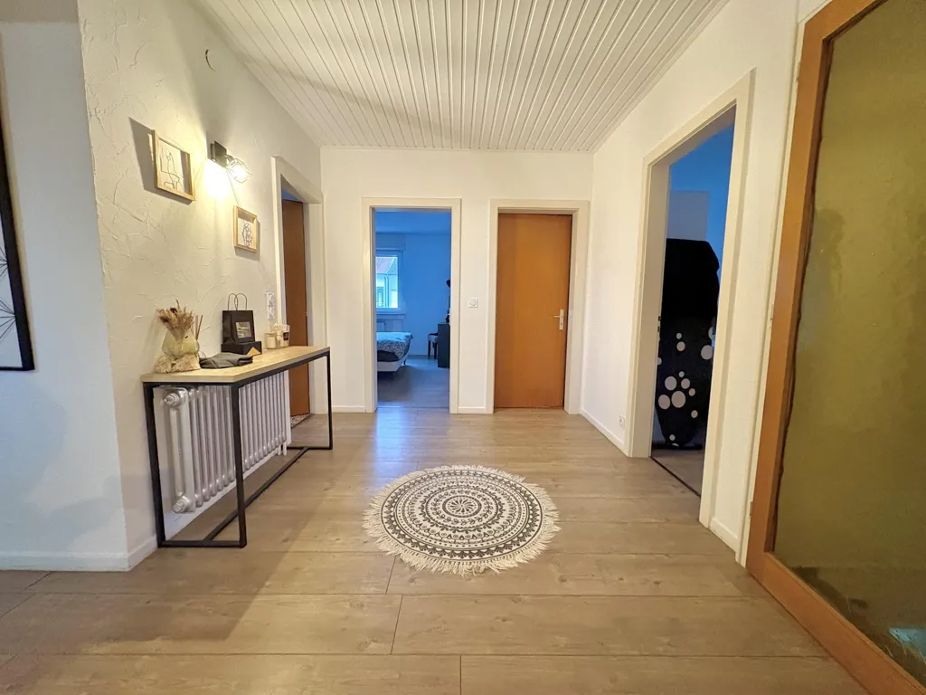 hallway_entrance
