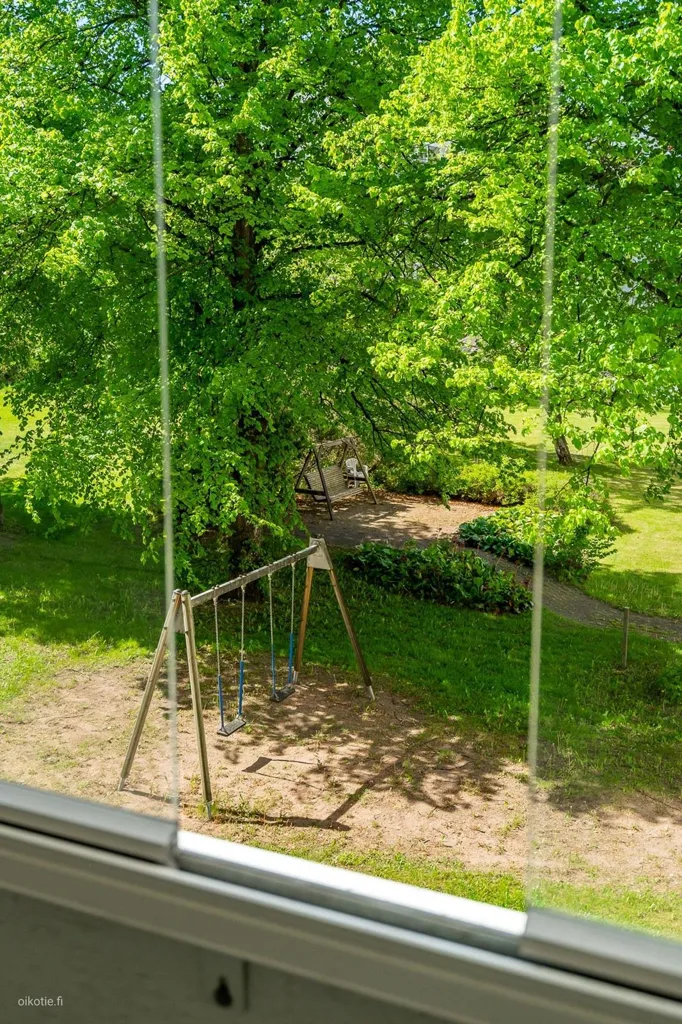 Garden - Apartment with Balcony in Kupittaa, Turku