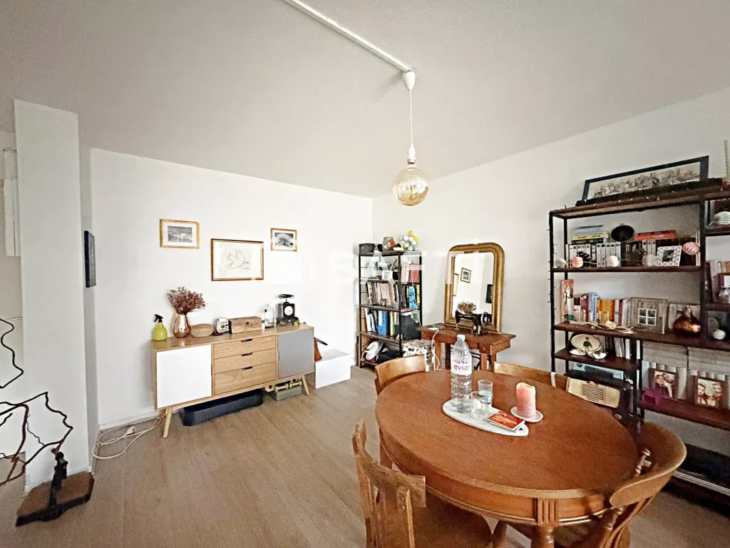 Salle à manger - Appartement Rénové avec Balcon à Toulouse