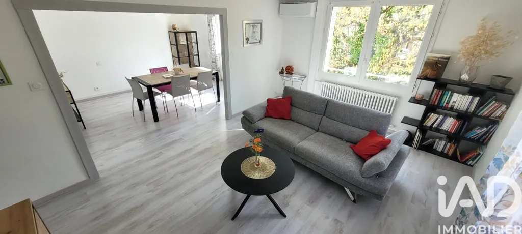 Elutuba - Renovated 3-Piece Apartment near Orange Centre