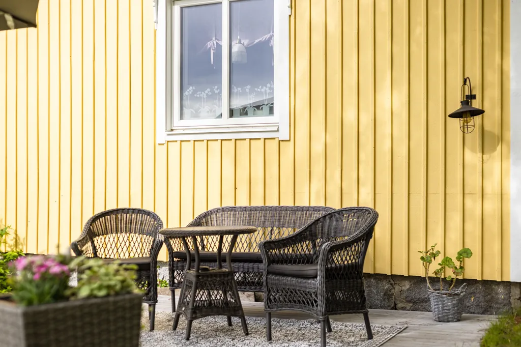 Terrasse - Historic Villa with Forest View in Västloning