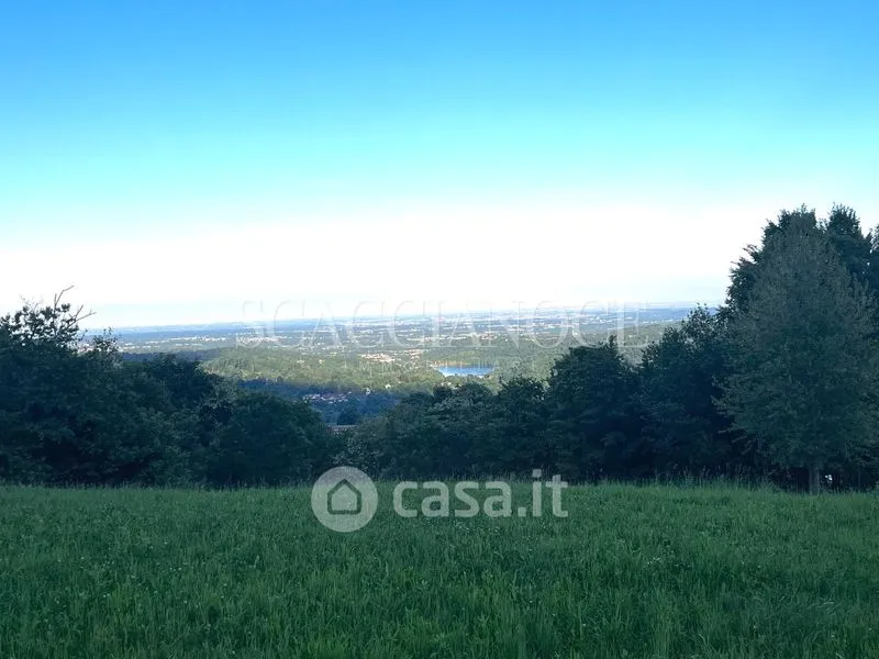 Jardin - Twin-Storey Apartment with Lake View in Netro