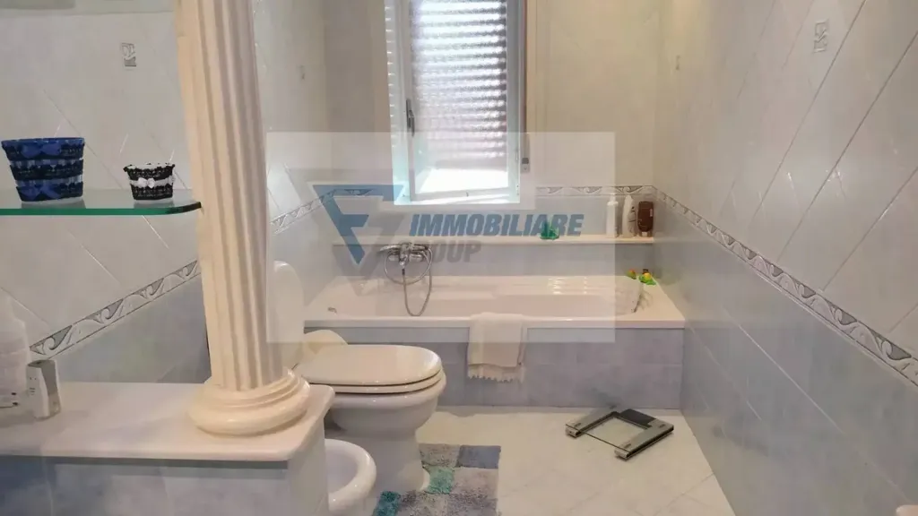 Salles de bain - Apartment with Balconies in Siracusa