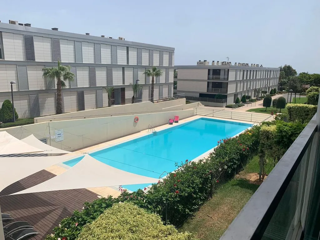 Bassein - Apartment with Pool and Terrace in La Duquesa