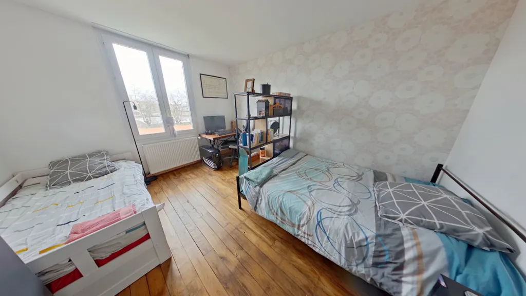 Chambres - Maison des Années 30 avec Terrasse à Châtellerault