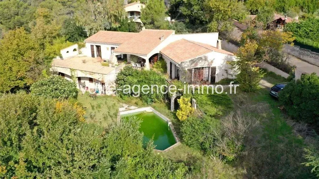 Õhuvaade - Provençal House with Pool in La Gaude