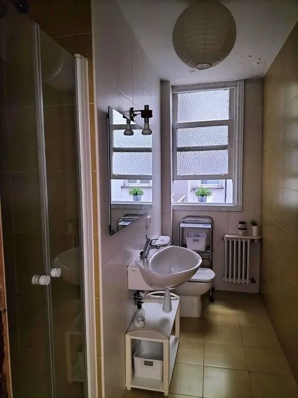 Salles de bain - Furnished Flat with Balcony in Salamanca