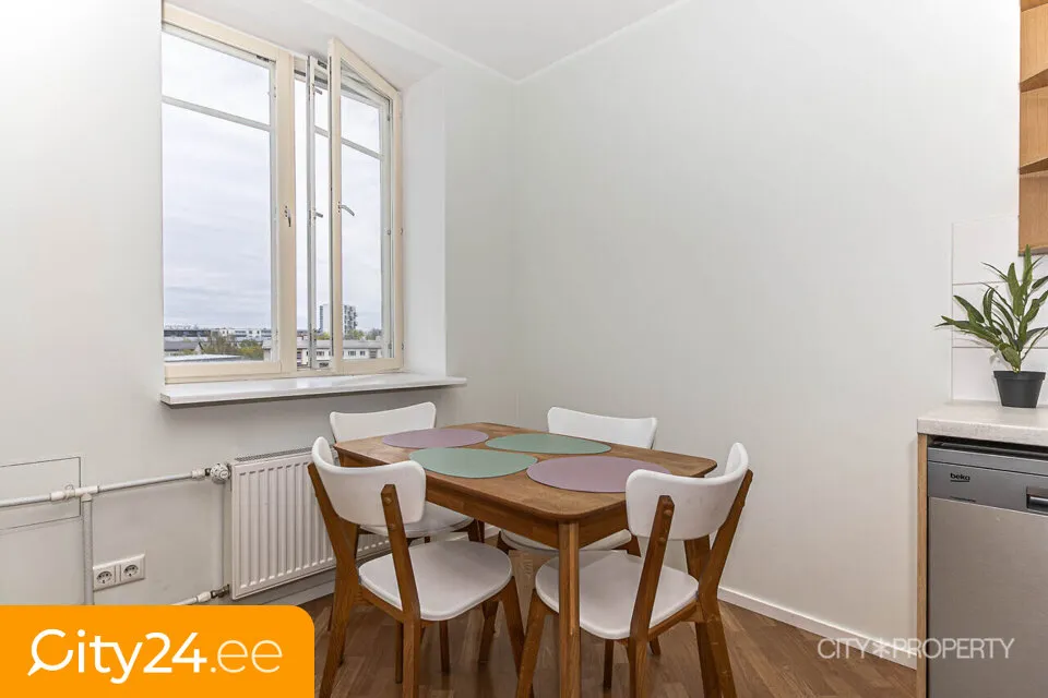 Söögituba - Character Apartment with Balcony in Tallinn City Centre
