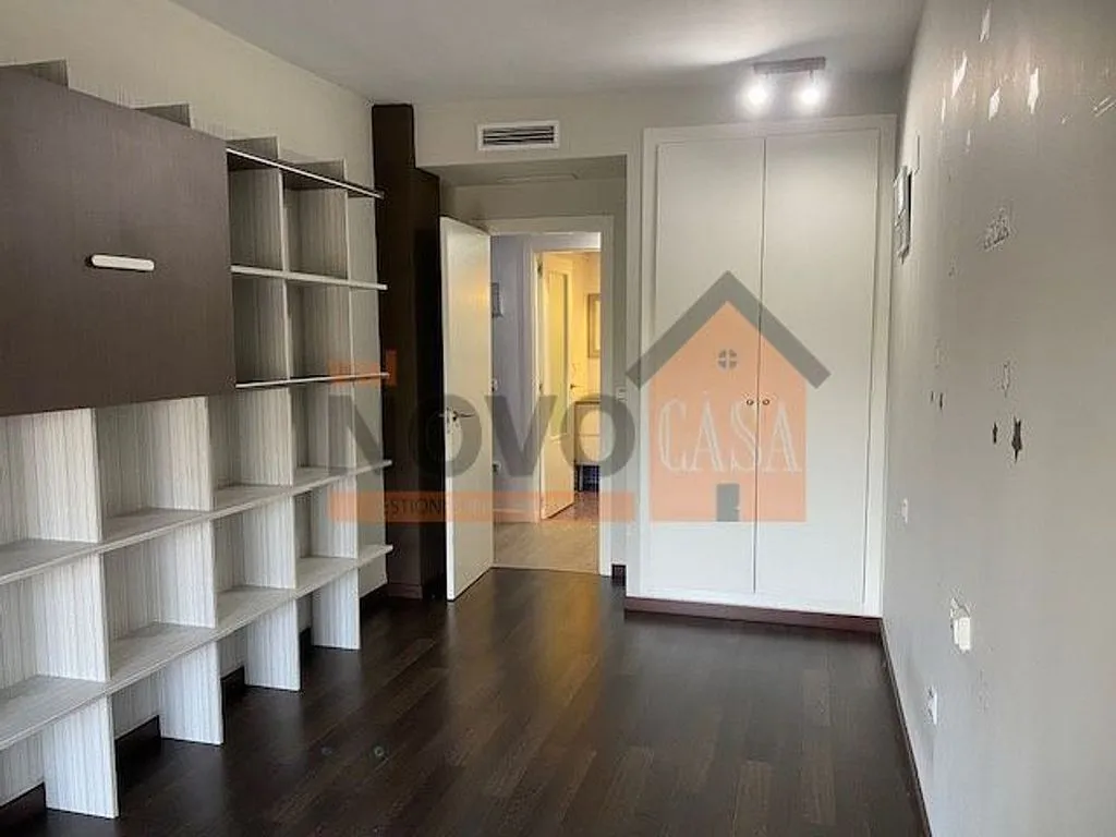 Entrée - 3-Bed Apartment with Garage in Benipeixcar