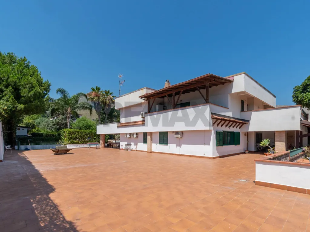 Terrass - Single Villa with Pool in Palermo