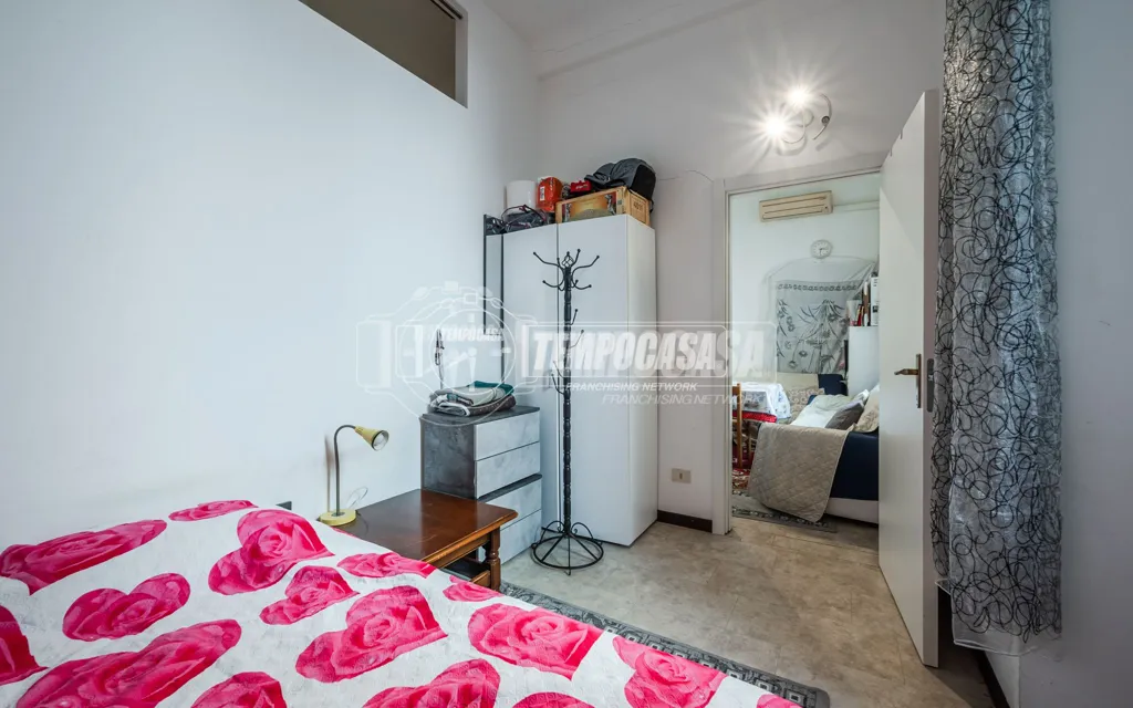 Magamistoad - Two-Bedroom Apartment for Renovation in Milan