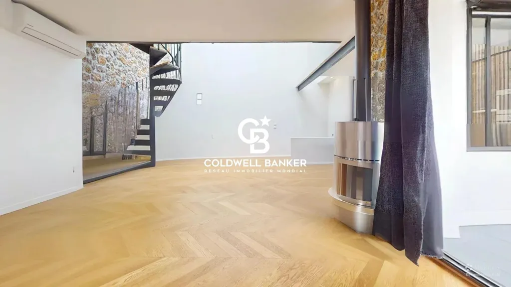 Hallway - Industrial Loft with Terrace near Paris
