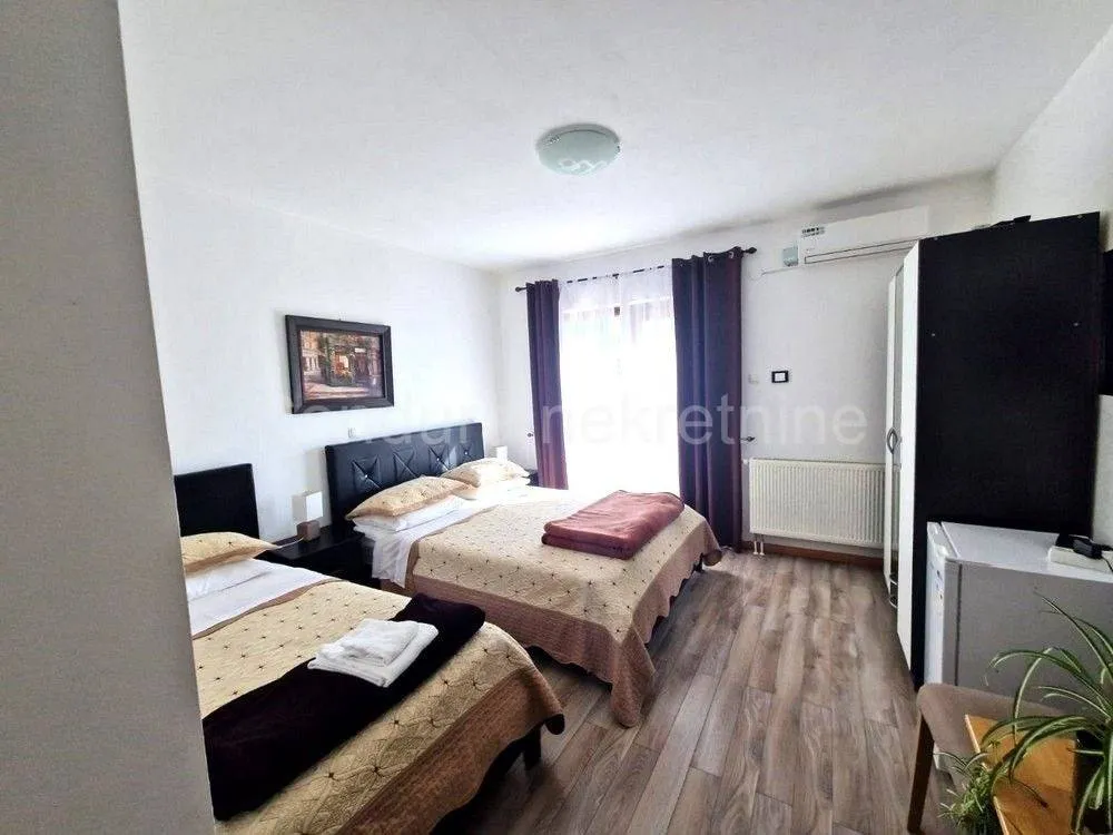 Chambres - Commercial-Residential Complex with Pool in Donji Babin Potok