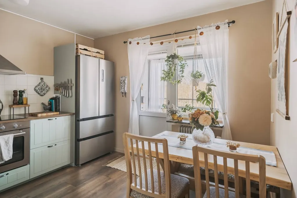 Kitchen - Spacious 1-Bedroom Flat with Balcony in Lidköping