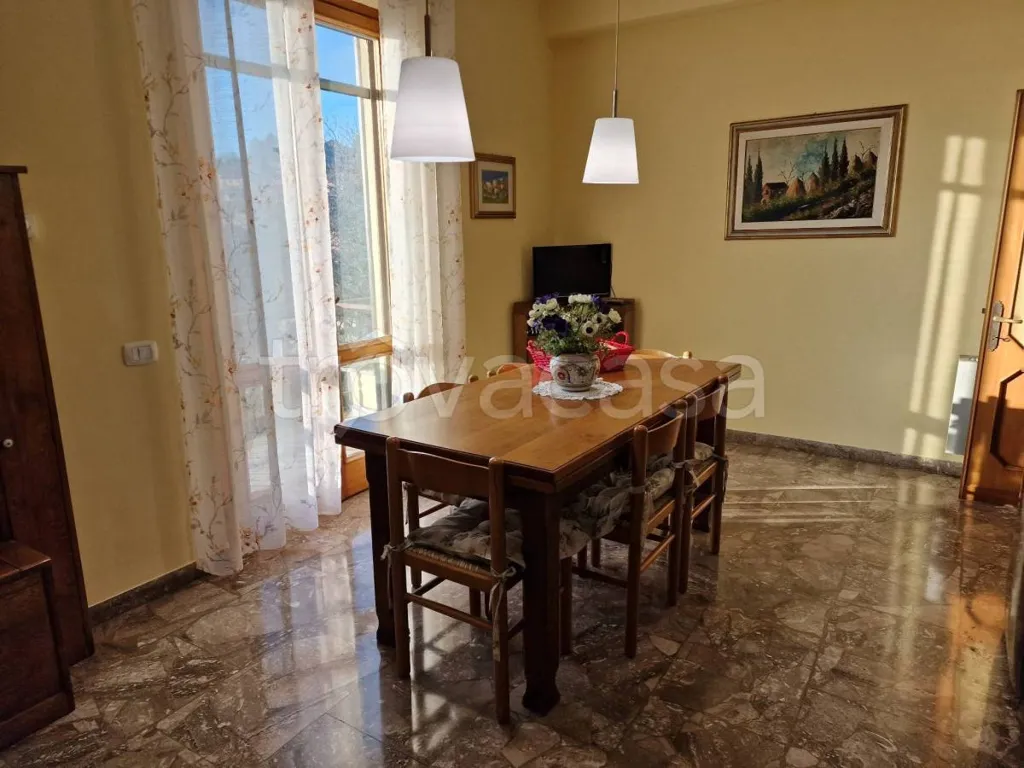 Salle à manger - Villa with Lake View in Magione
