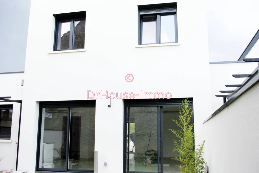 Extérieur - Maison de 2023 avec Terrasse à Genlis