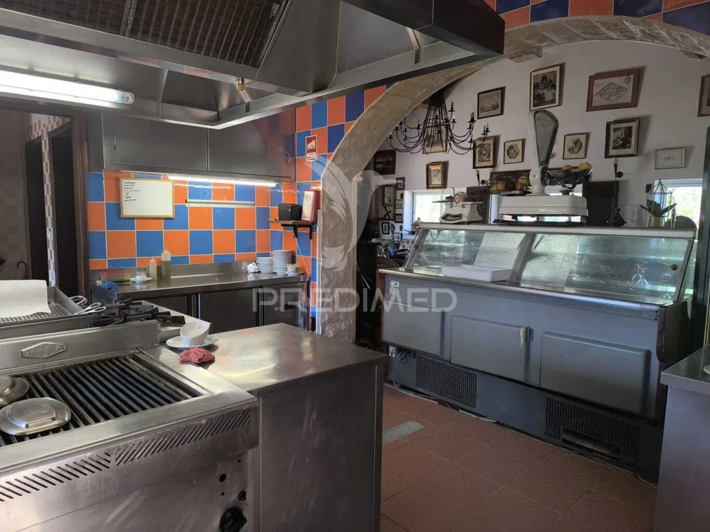 Cuisine - Local commercial 3 pièces à Aljezur