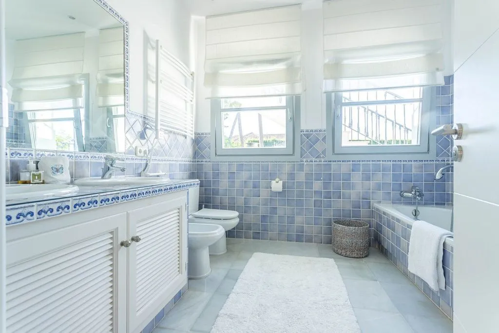 Vannitoad - Detached House with Pool in Sierra Blanca, Marbella
