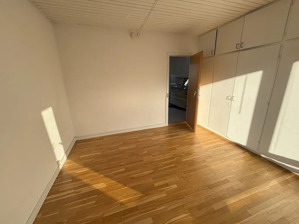 Pièces - Room with Balcony in Central Viby J