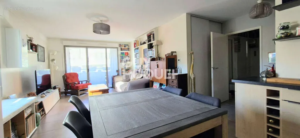Söögituba - Modern Apartment with Terrace in Aix-en-Provence