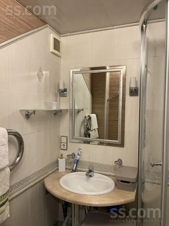 Bathrooms - 3-Bedroom Flat with Balcony in Riga