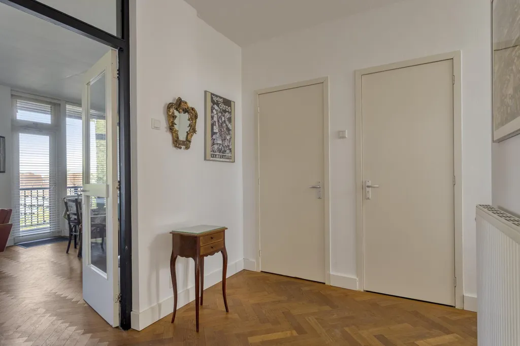 Entrée - Galerij Flat with Balcony in Rubroek, Rotterdam
