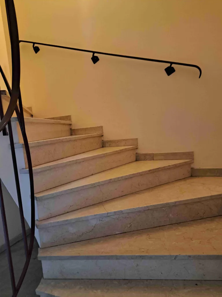 Pièces - Appartement T3 avec Jardin Commun et Garage à Proximité du Tramway
