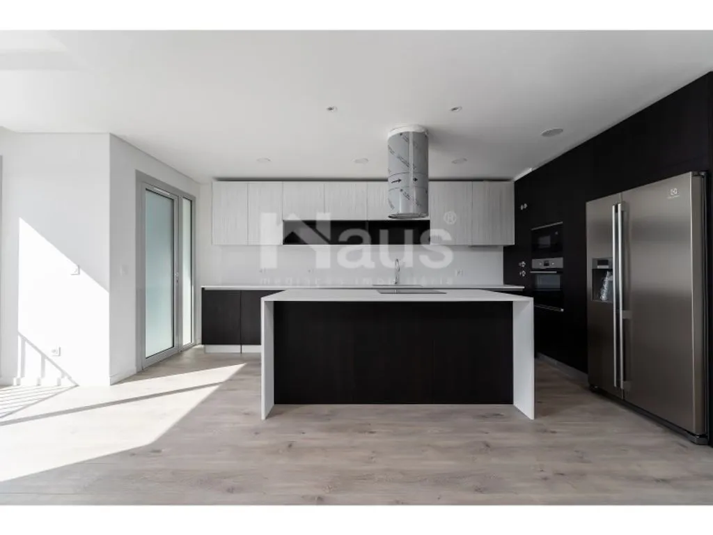 Kitchen - New T3+1 Flat with Parking in Montijo