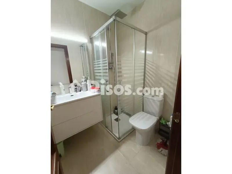 Bathrooms - Adosado with Sea Views in Segur de Calafell